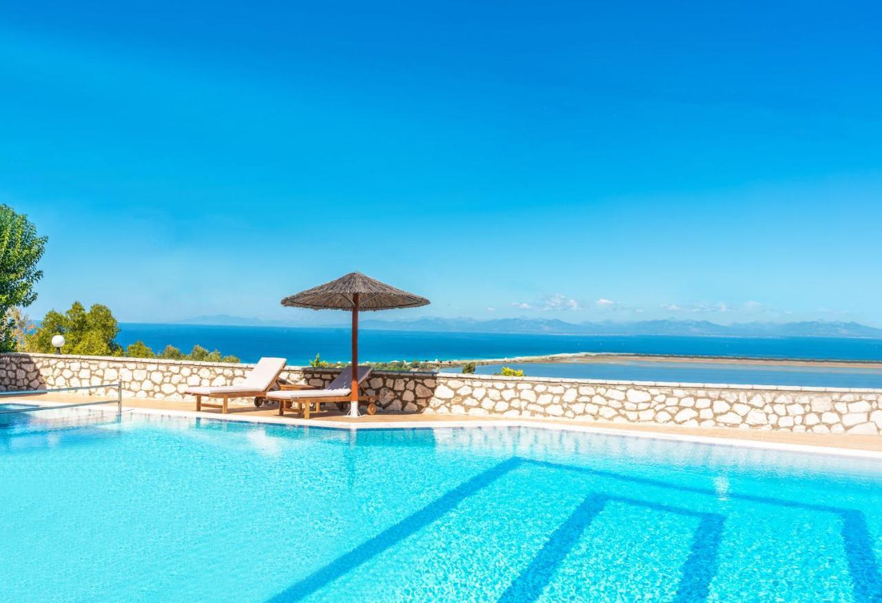 Niver Luxury Suites Lefkáda 외부 사진