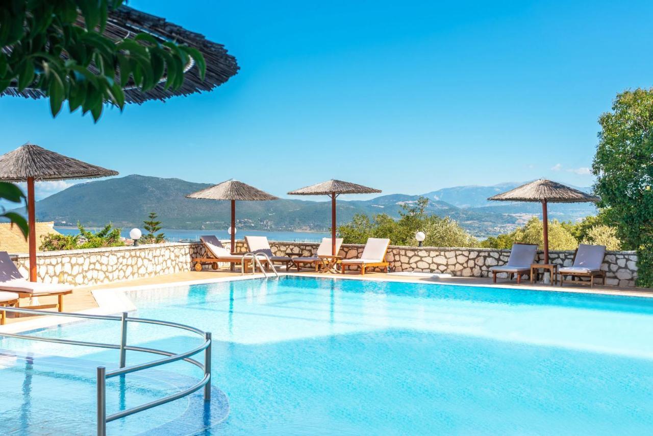 Niver Luxury Suites Lefkáda 외부 사진
